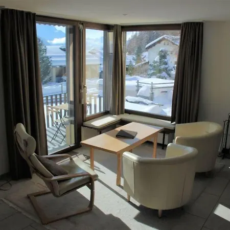 Apartamento Arnica 3 By Interhome La Punt-Chamues-ch