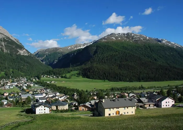 Arnica 3 By Interhome * Ла-Пунт-Чамуэшч